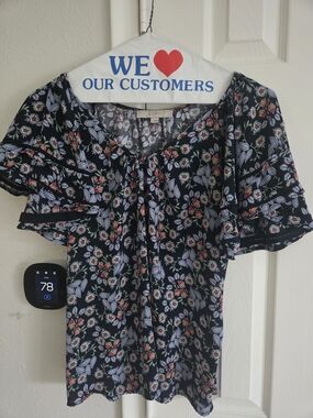 LOFT Black Floral Flutter Sleeve Blouse